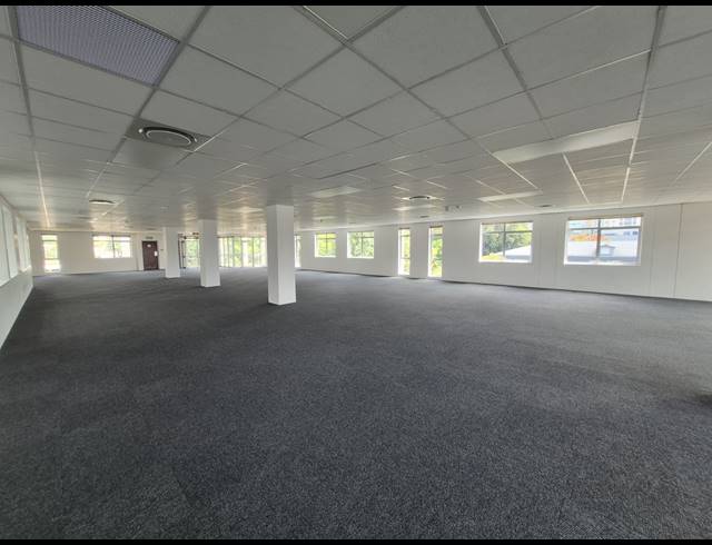 1,212M² OFFICE TO LET IN SANDTON CENTRAL